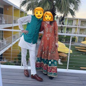 Pakistani Outfit - A salwar kameez